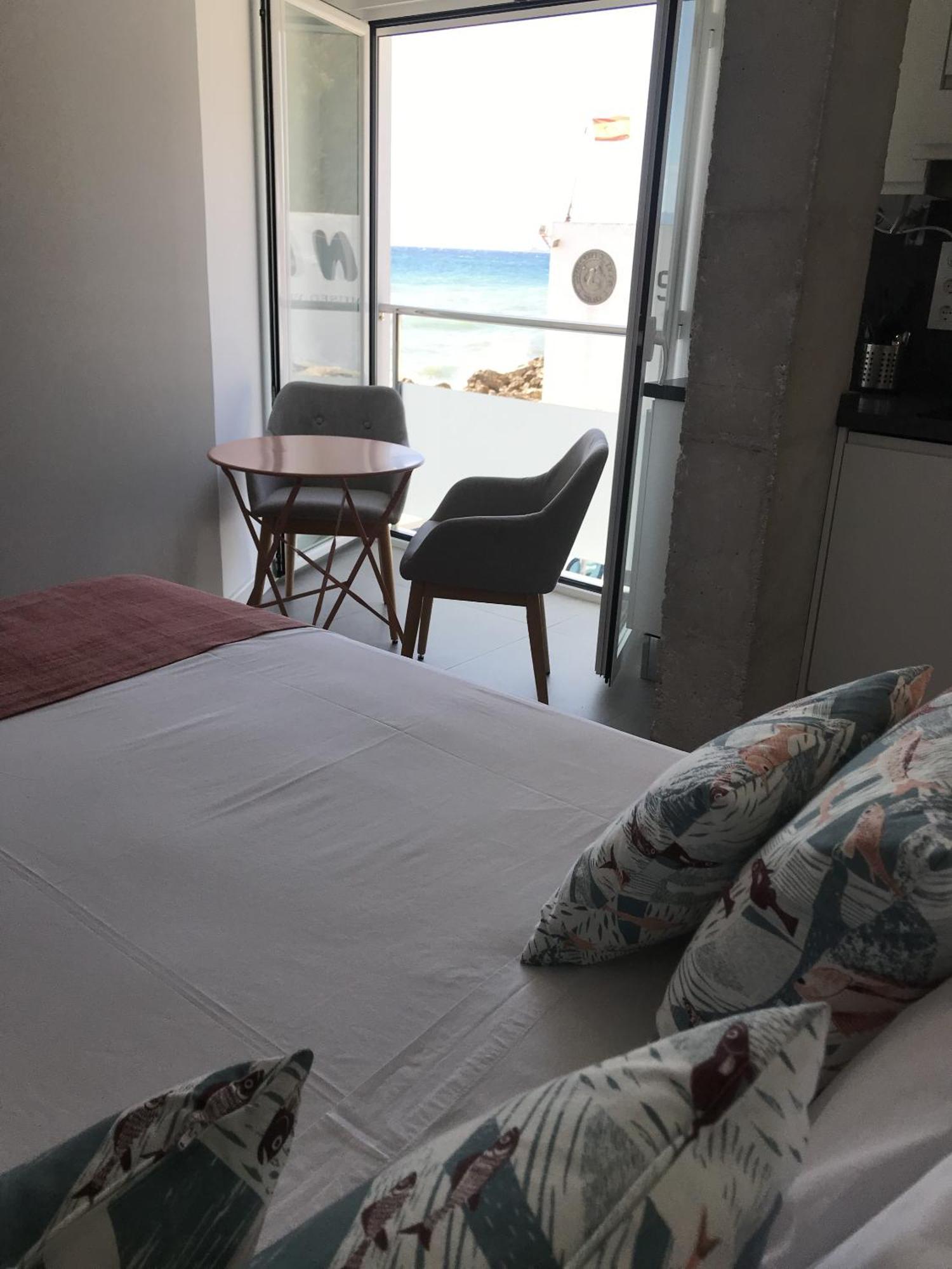 Apartments-Oilan11 - Estudios En Primera Linea De Playa Pedregalejo Malaga Room photo